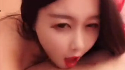 極品小野貓飢渴難耐，等你來馴服！